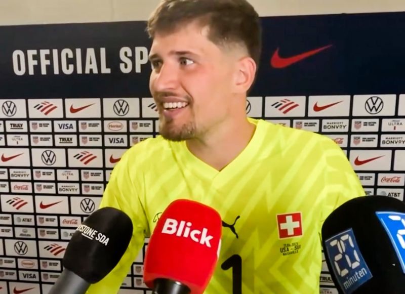 Mit einem sympathischen Lacher kontert Nati-Goaly Journalisten aus